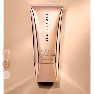 Jlo’s famous glow line face wash new